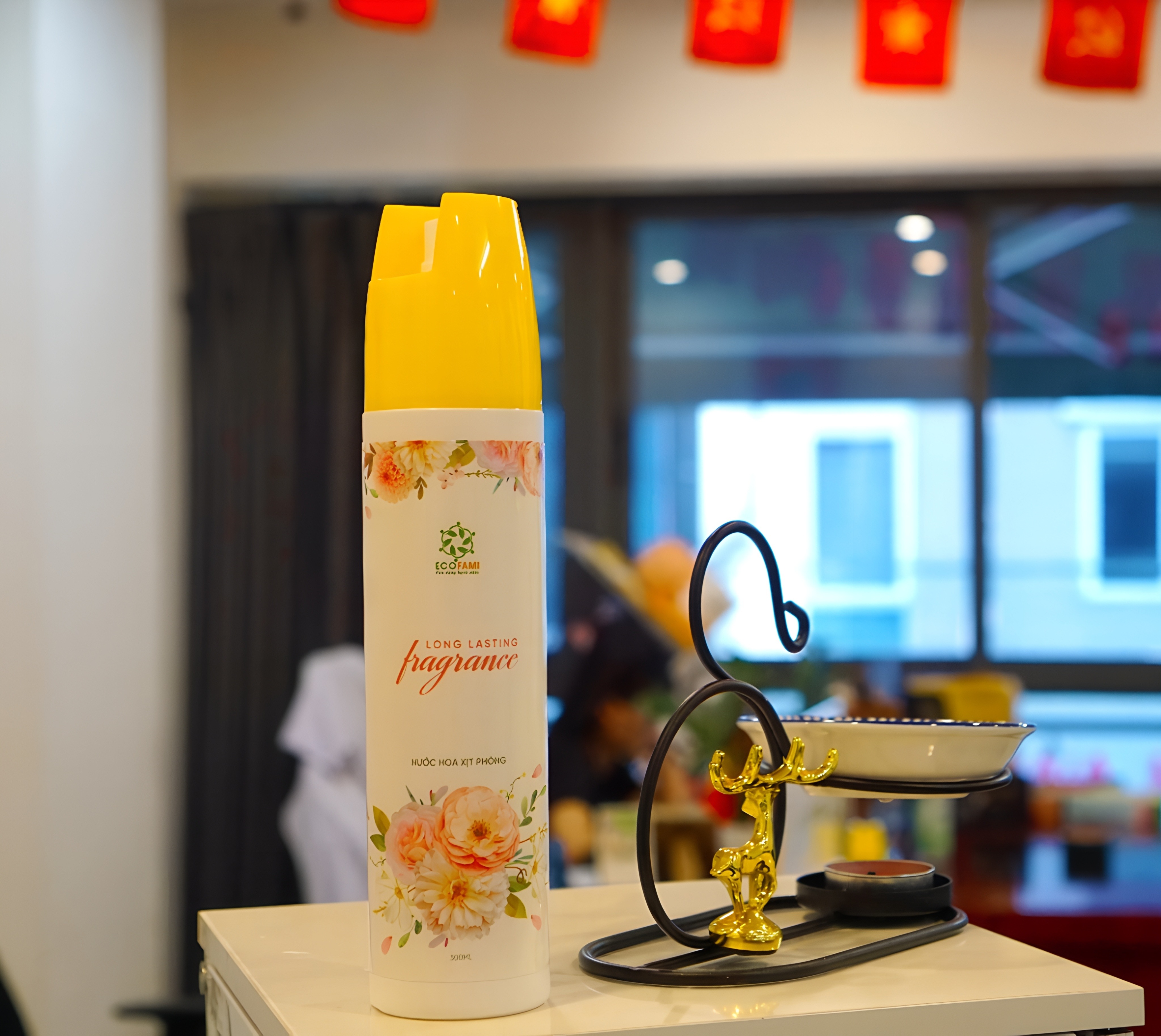 Nước Hoa Xịt Phòng Ecofami 300ml – Thơm Lâu, Dịu Nhẹ, An Toàn Cho Mọi Không Gian