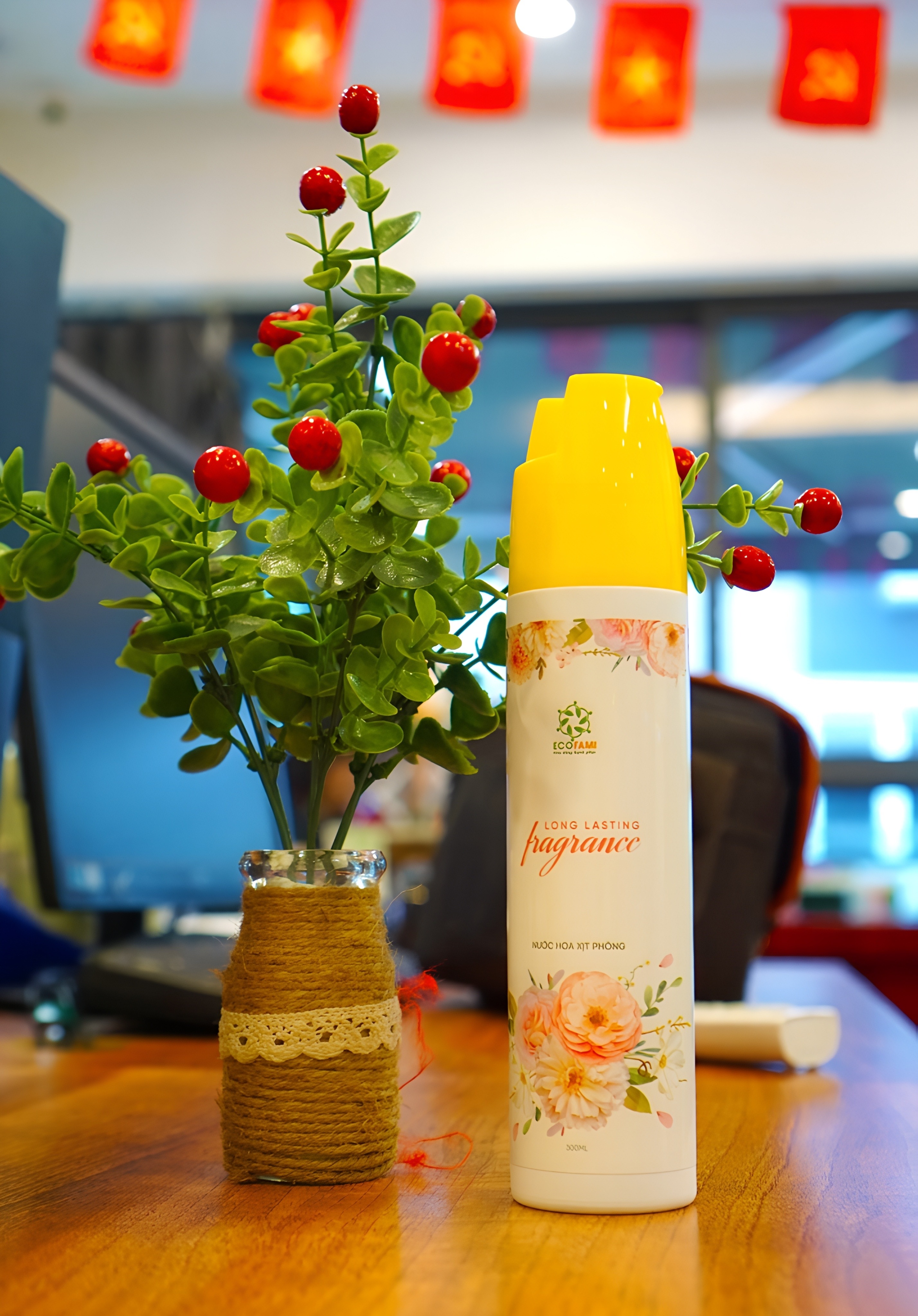 Nước Hoa Xịt Phòng Ecofami 300ml – Thơm Lâu, Dịu Nhẹ, An Toàn Cho Mọi Không Gian